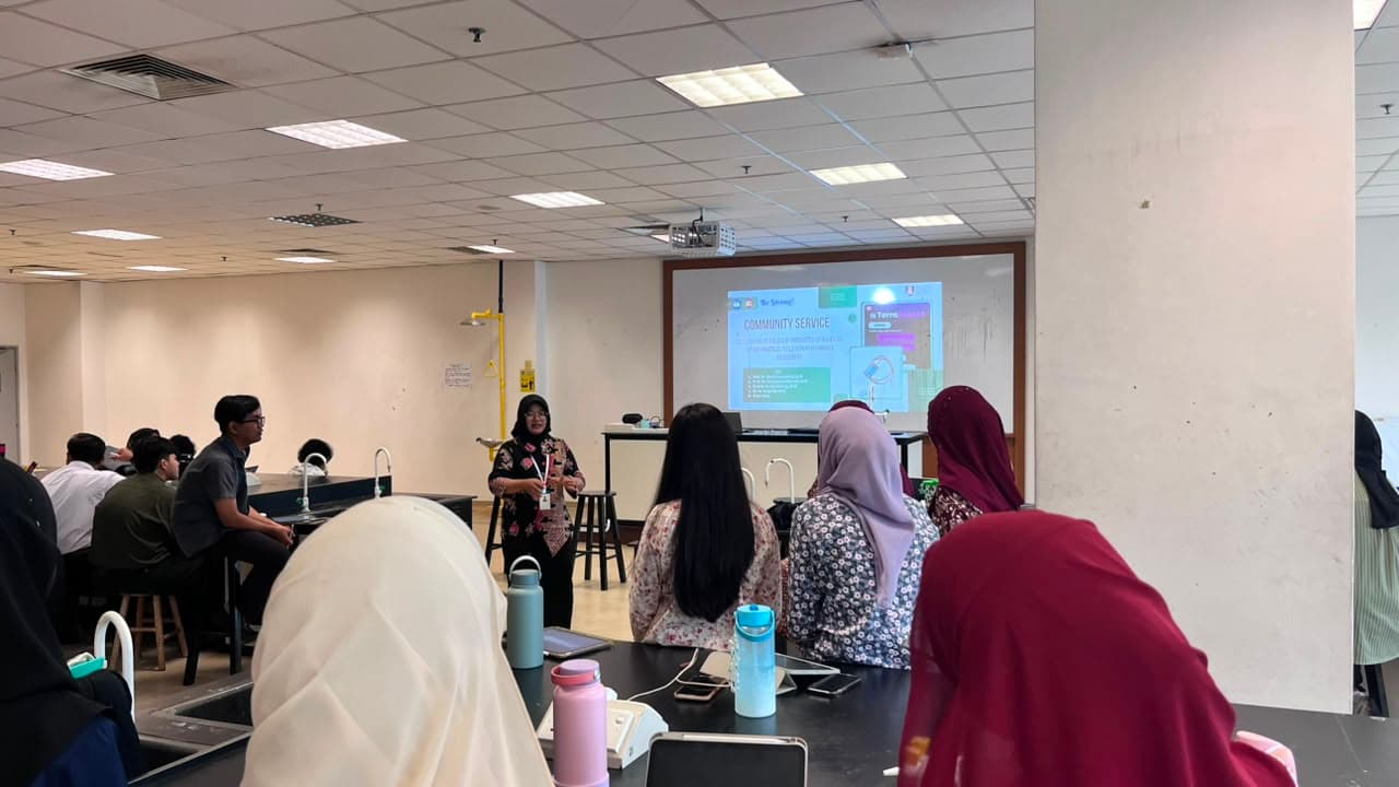 Presentasi riset internasional